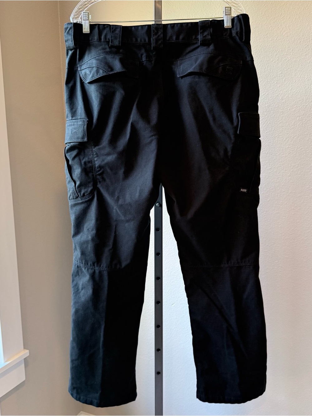 5.11 Tactical Stryke Cargo Pants Men’s 36x30 Black Flex-Tac Tactical Work - Picture 3 of 10